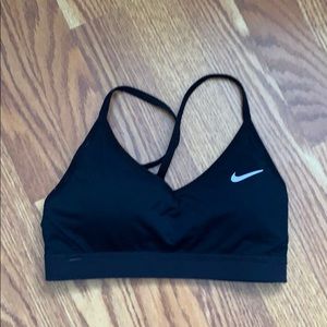 Nike Women’s Indy light support sports bra
